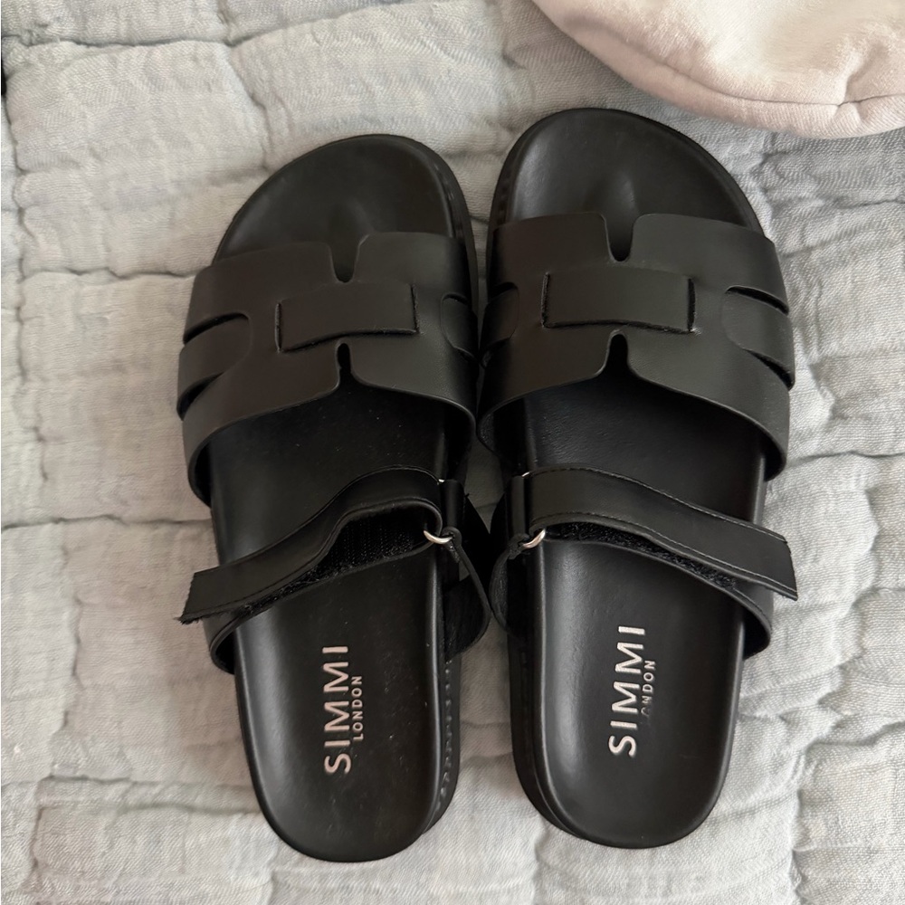 Simmi London Black Slide Sandals
